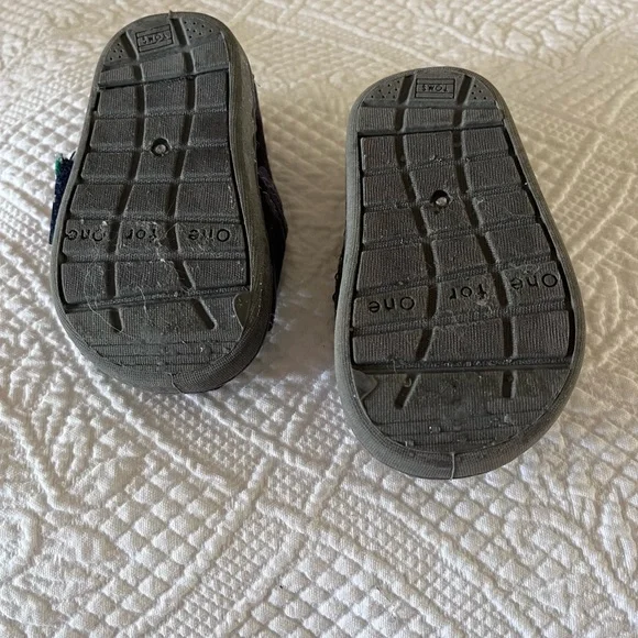 ๐๐TOMโS Unisex Infant Shoes. Canvas Upper. Velcro Closure. Size 3. Super Cute. - Picture 4 of 11